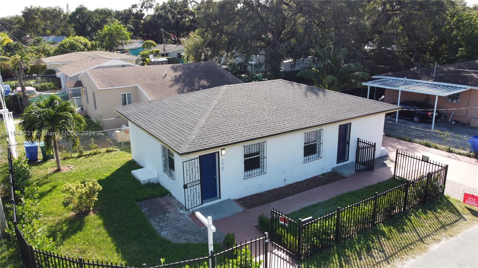 COTTAGE VILLA TRACK - Residential
