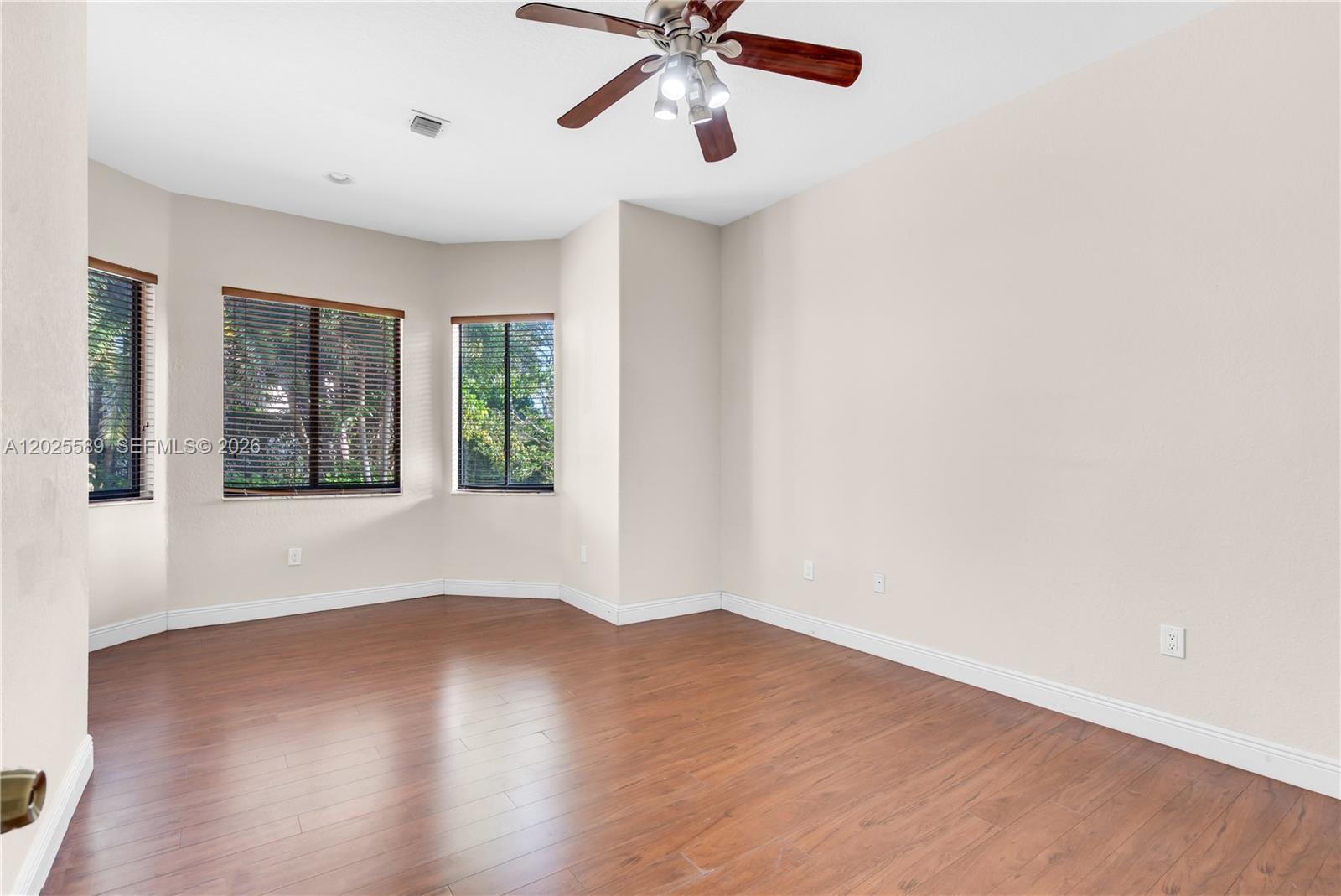 CUTLER CAY - Residential