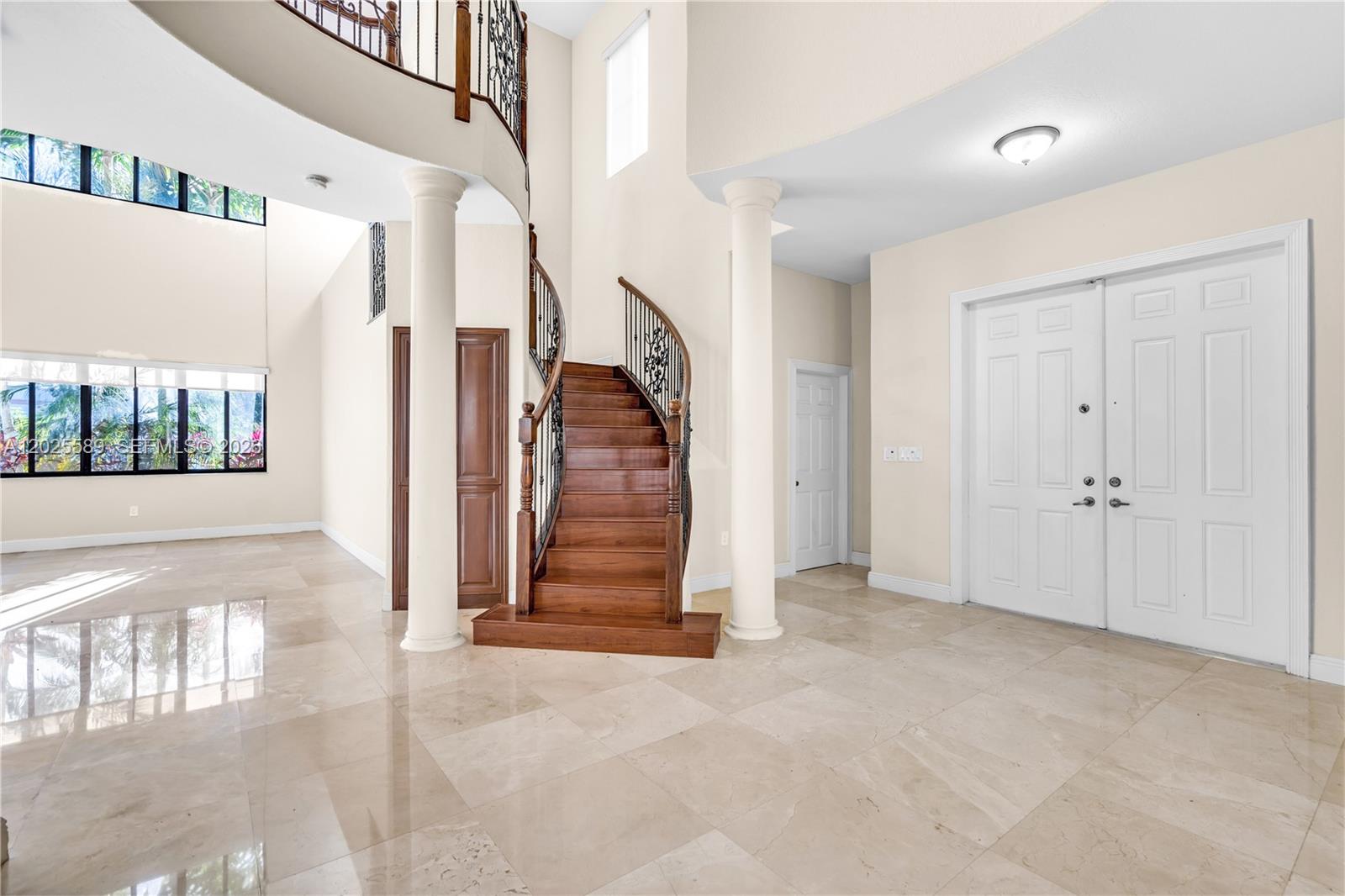 CUTLER CAY - Residential