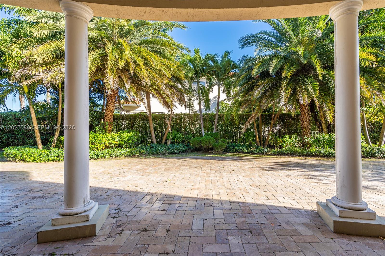 CUTLER CAY - Residential
