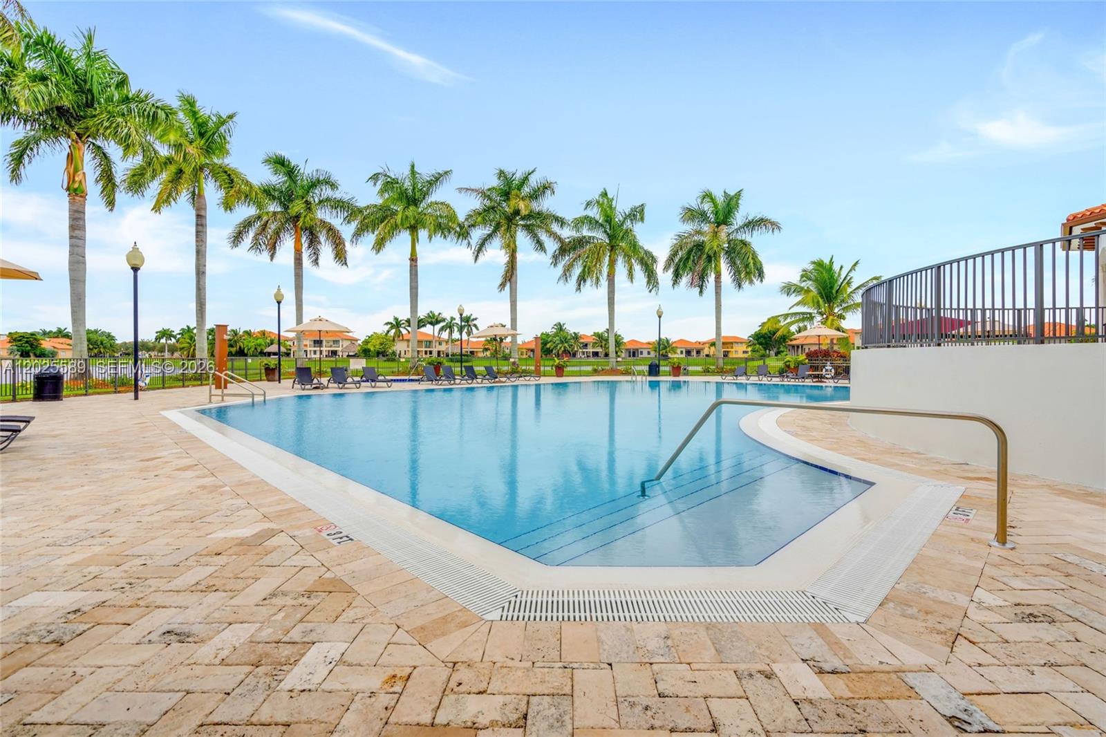 CUTLER CAY - Residential