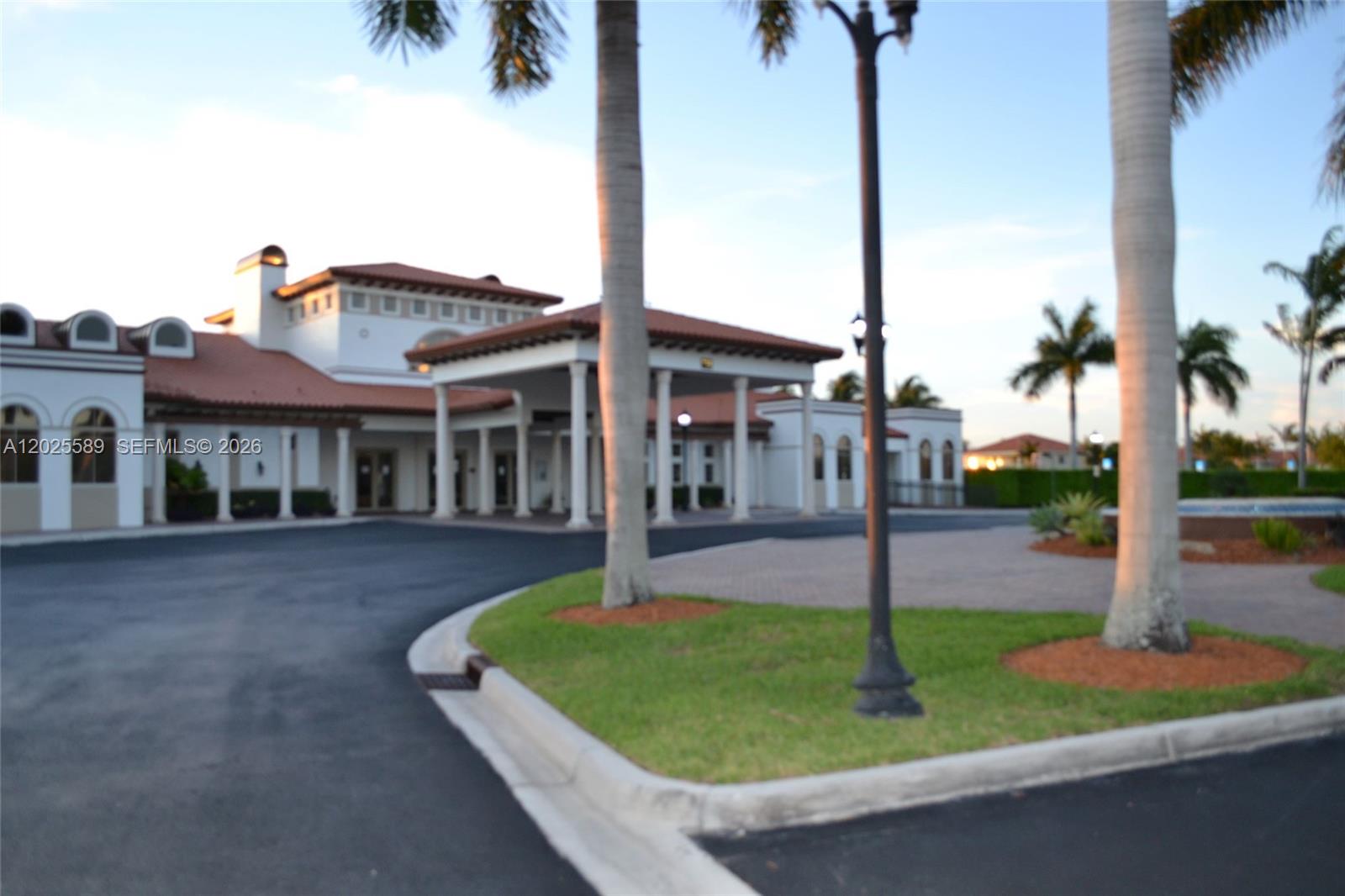 CUTLER CAY - Residential