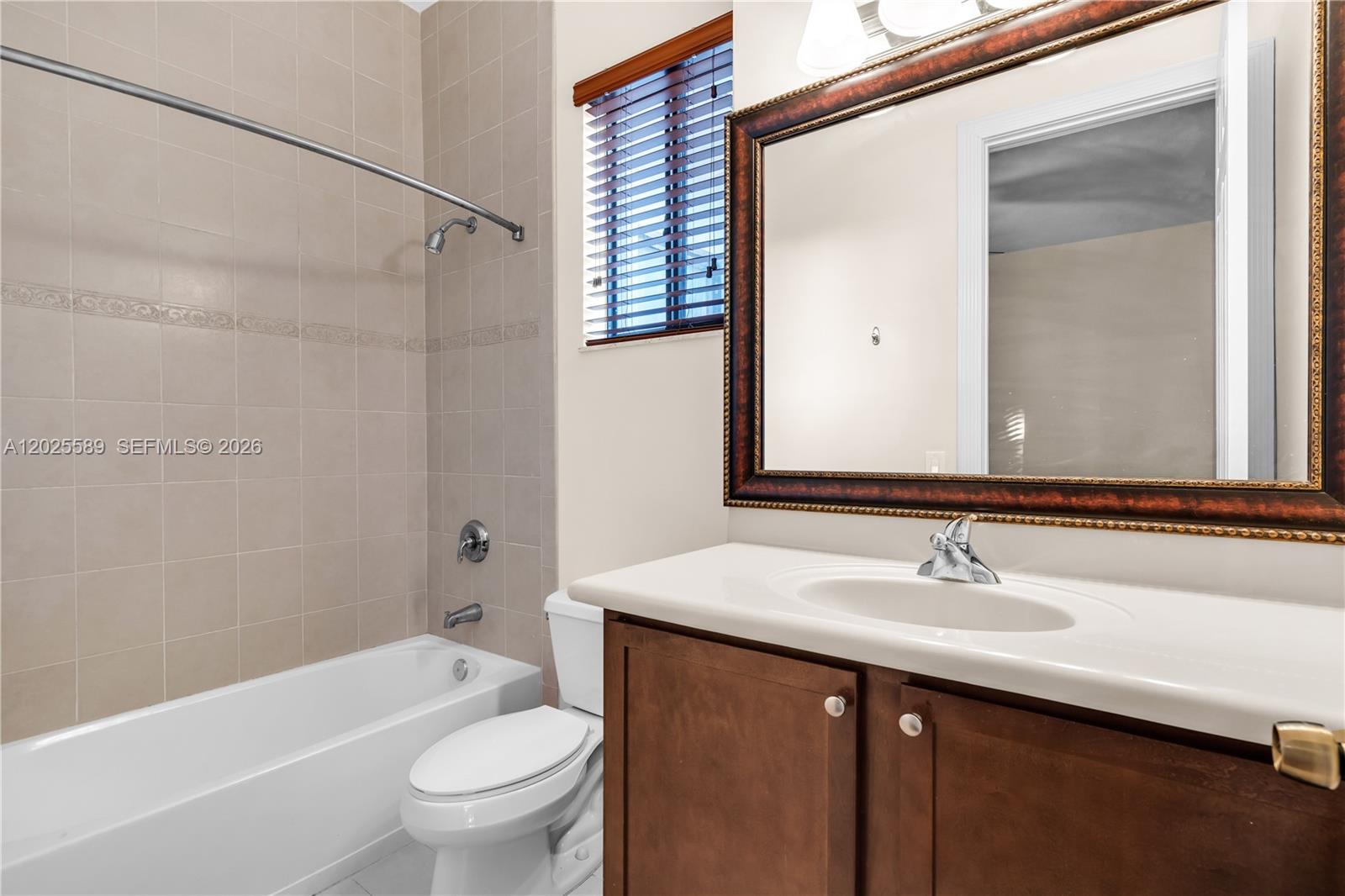 CUTLER CAY - Residential