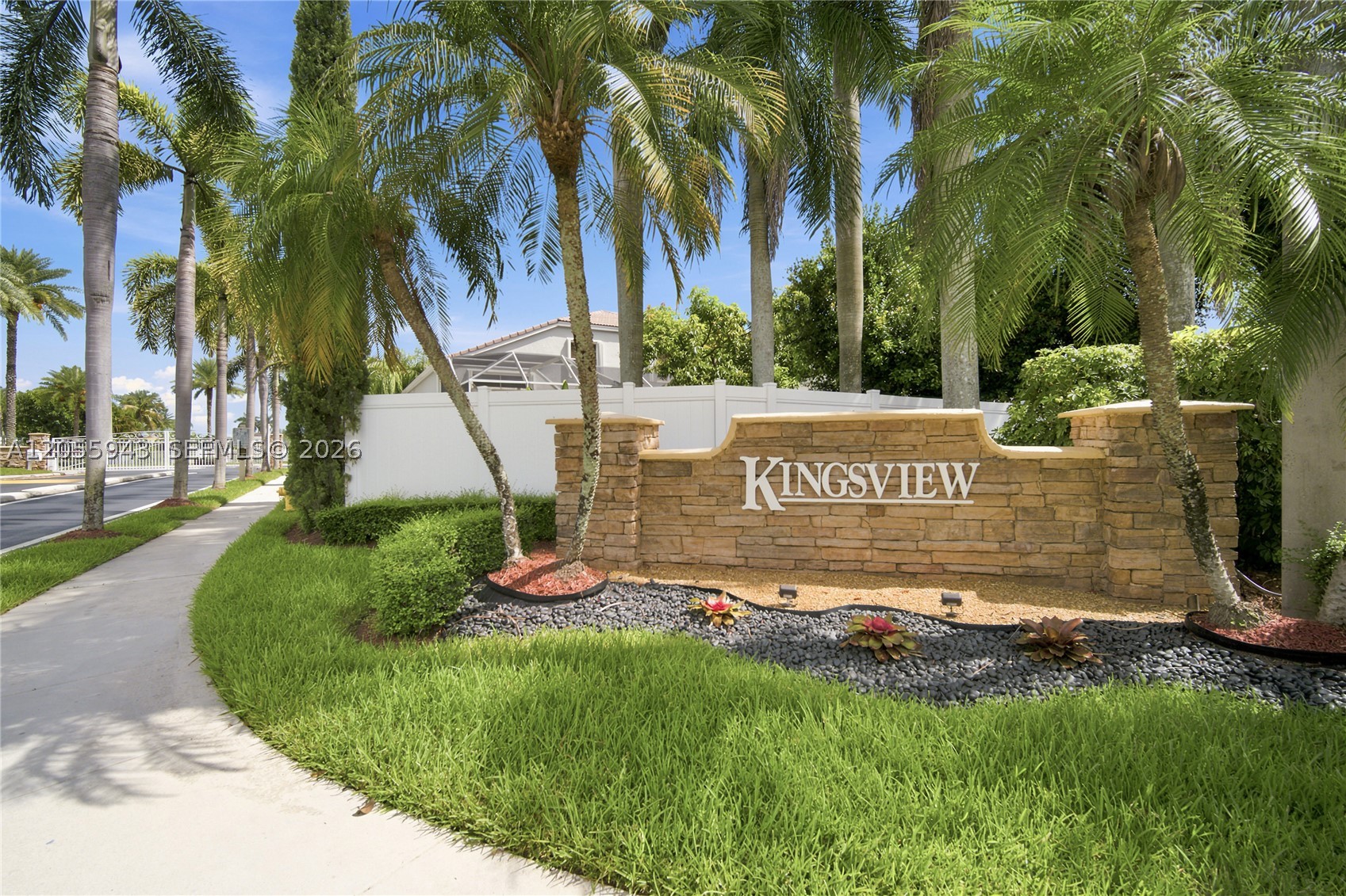TOWNGATE - Residential
