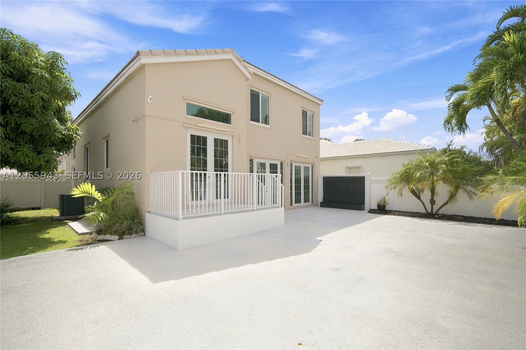 TOWNGATE - Residential