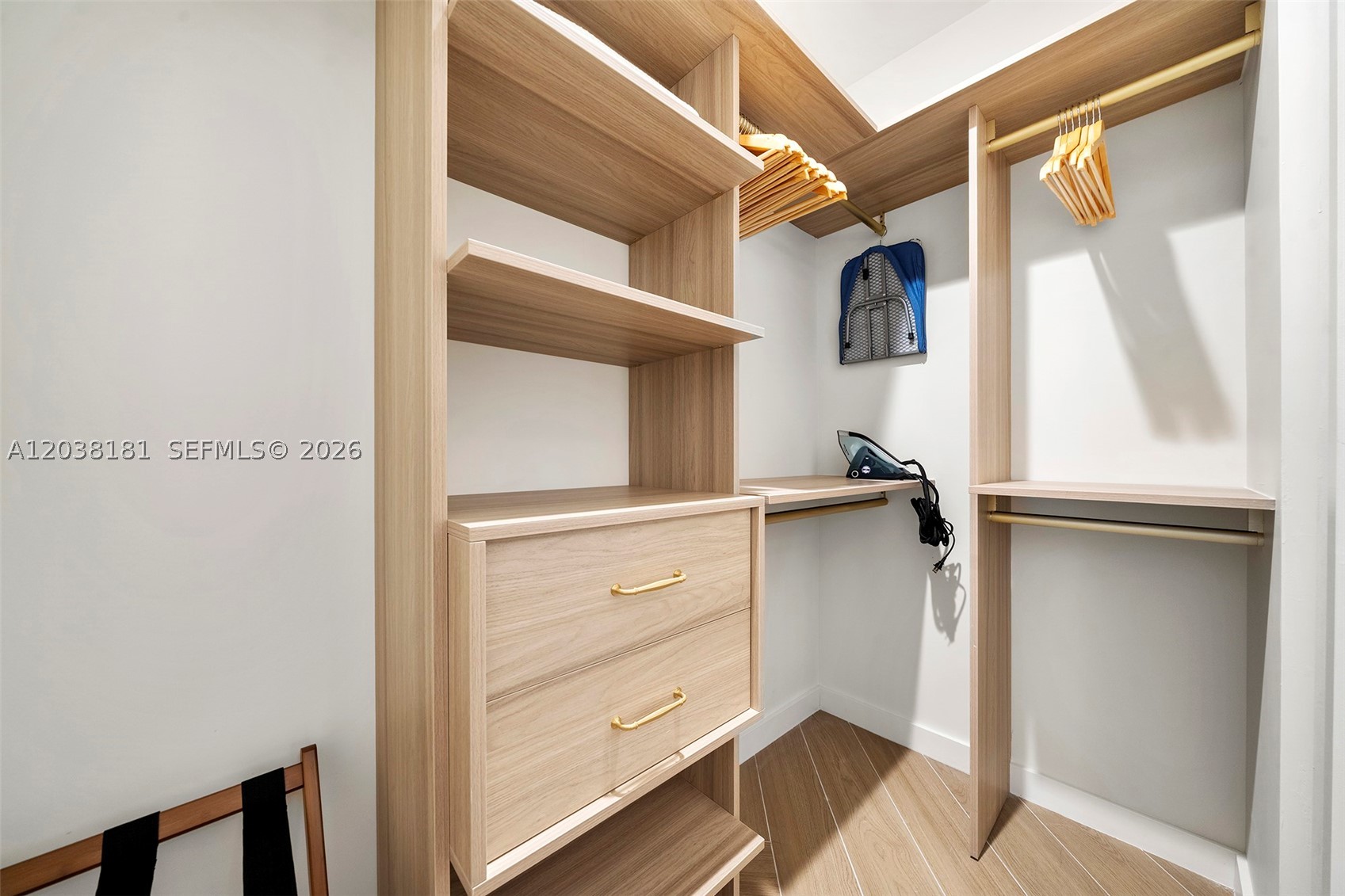 NOMAD RESIDENCES WYNWOOD - Residential Lease