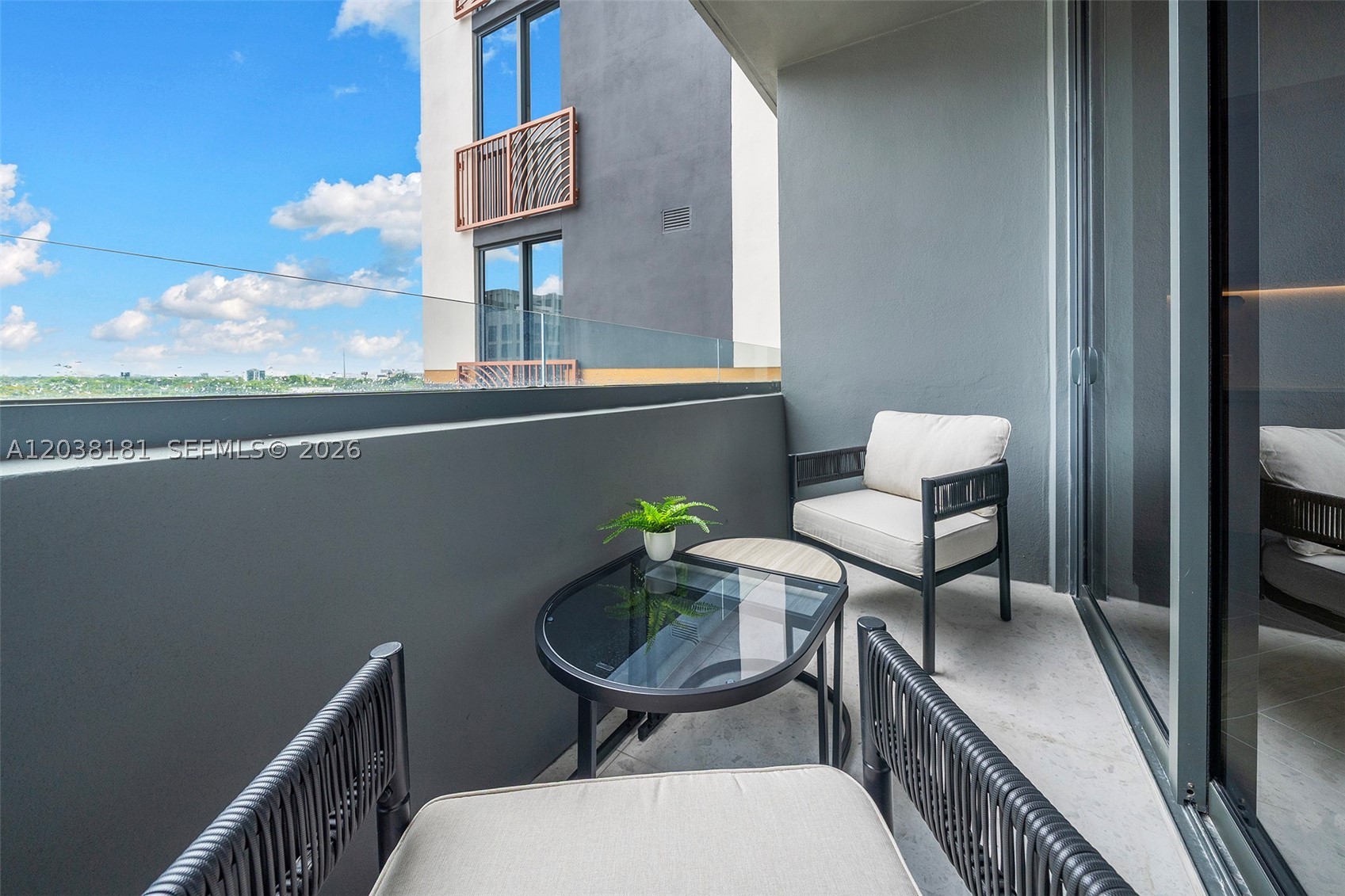 NOMAD RESIDENCES WYNWOOD - Residential Lease