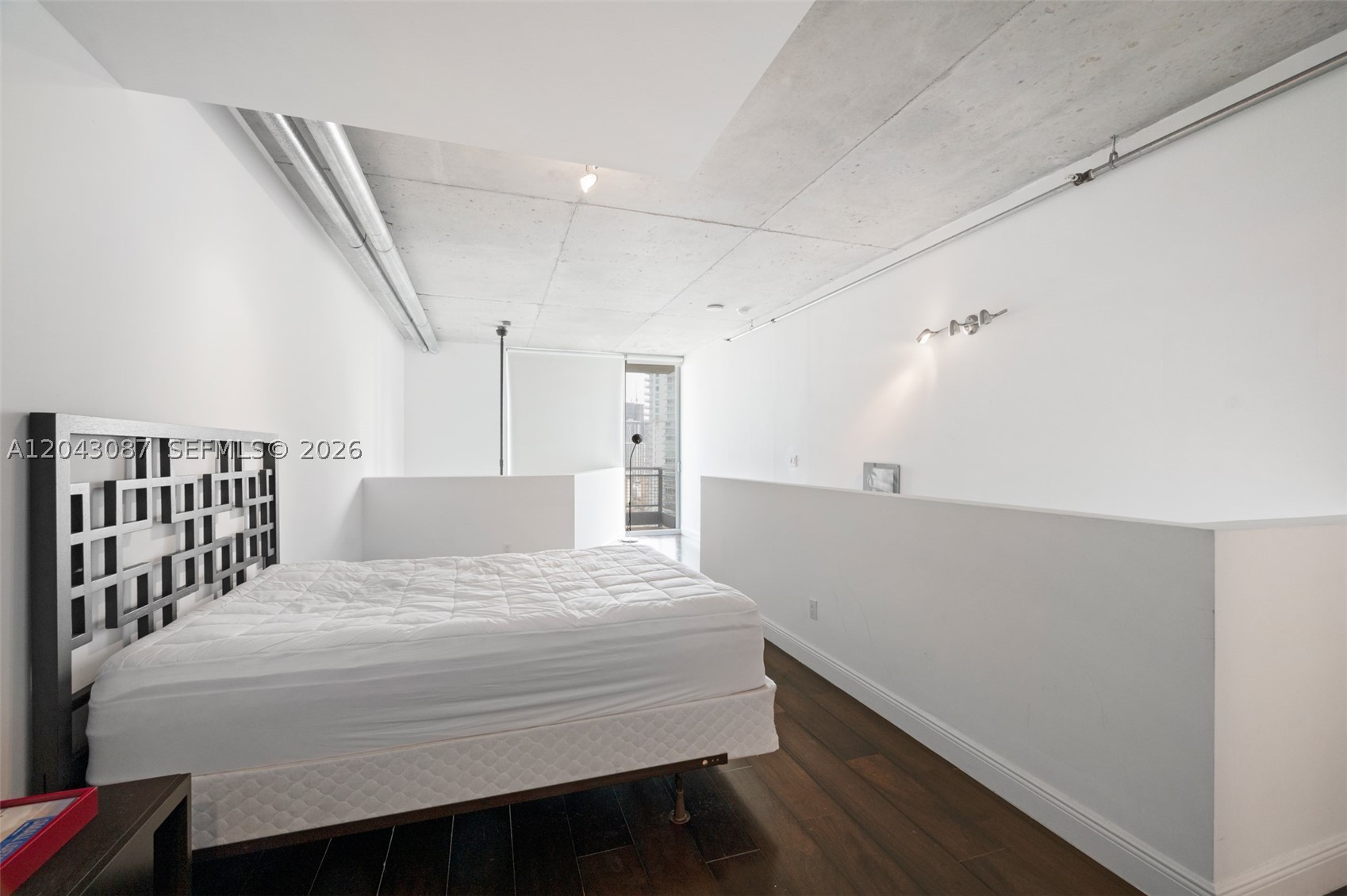 NEO VERTIKA CONDO - Residential Lease