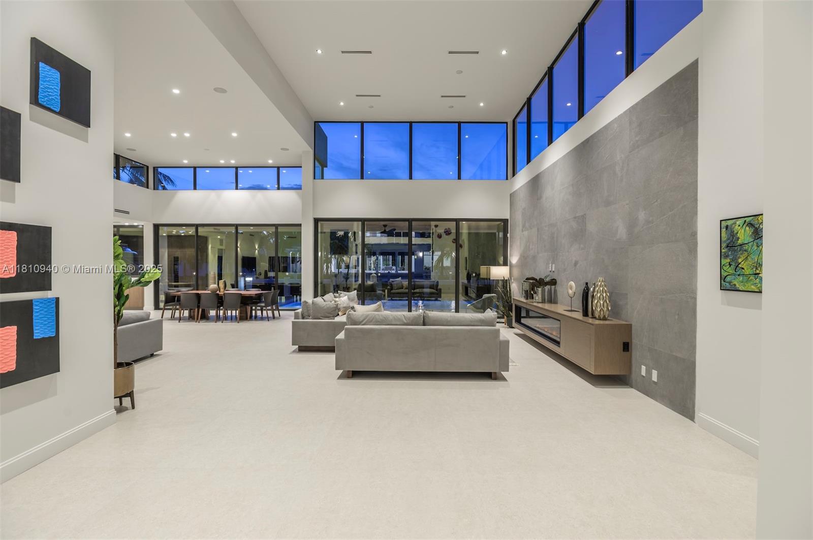 STILWELL ISLES - Residential Lease