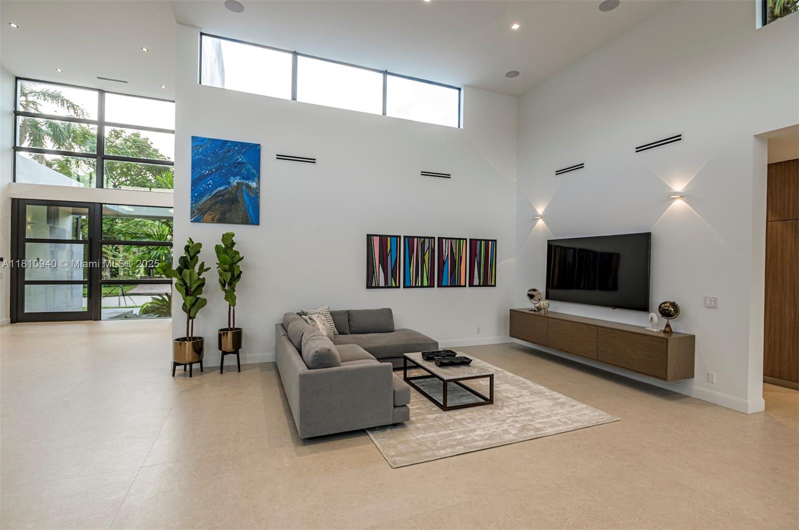 STILWELL ISLES - Residential Lease