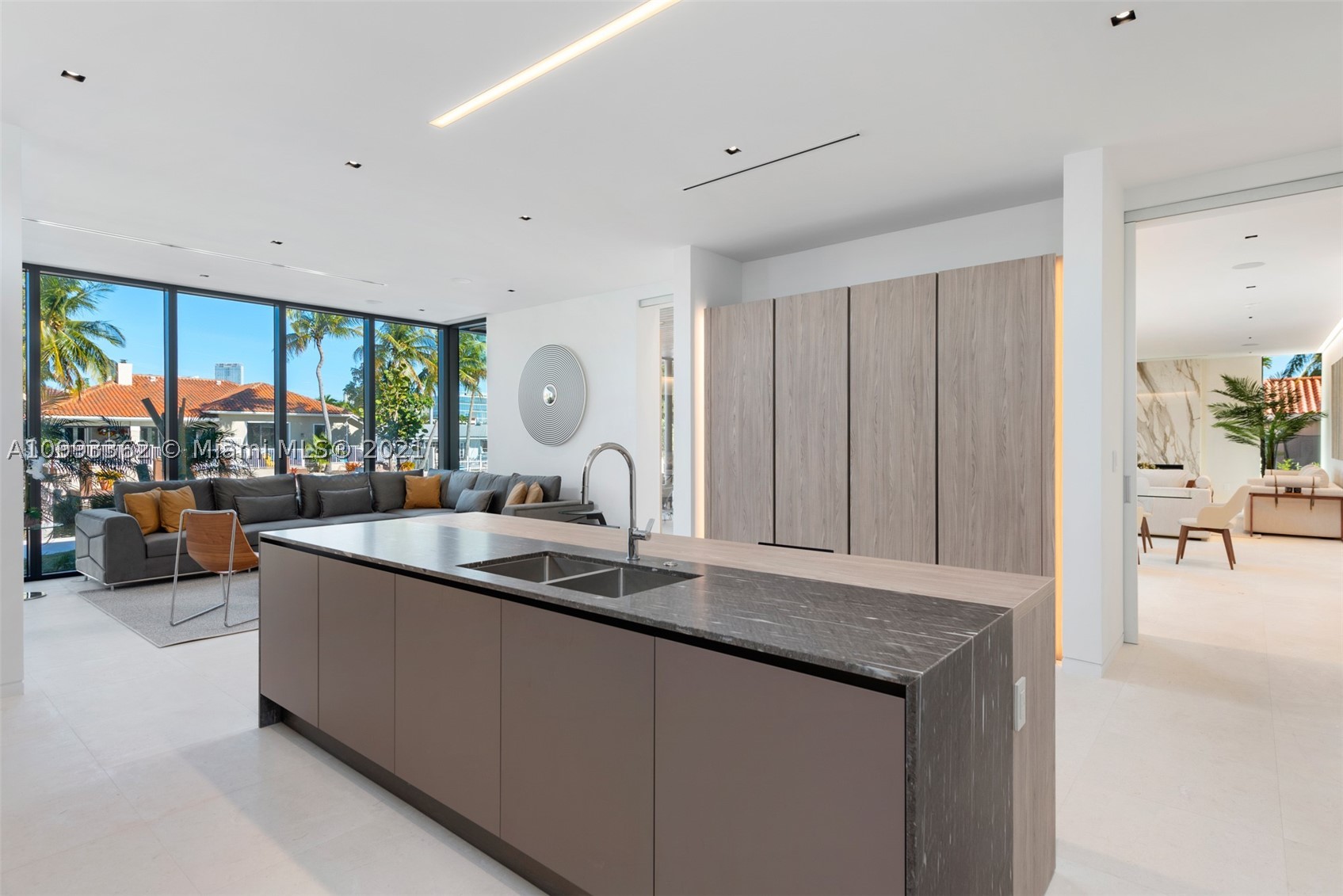 EASTERN SHORES - Residential