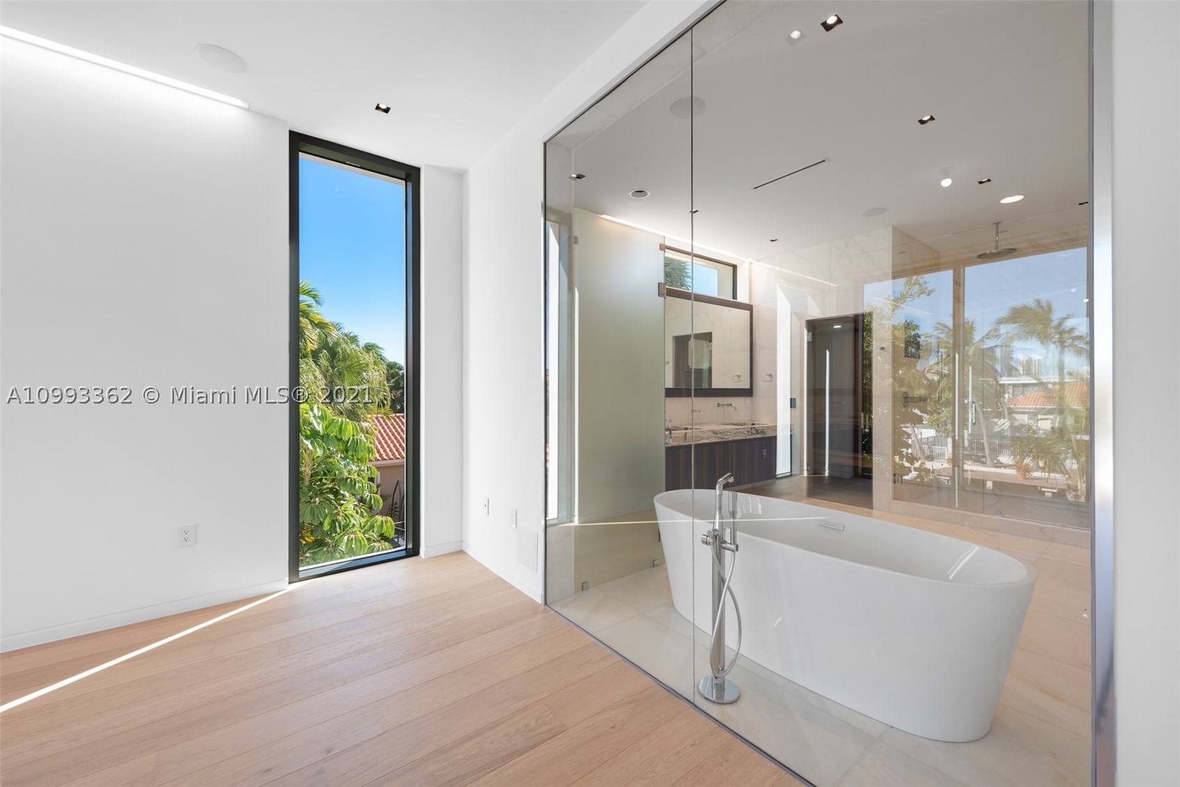 EASTERN SHORES - Residential