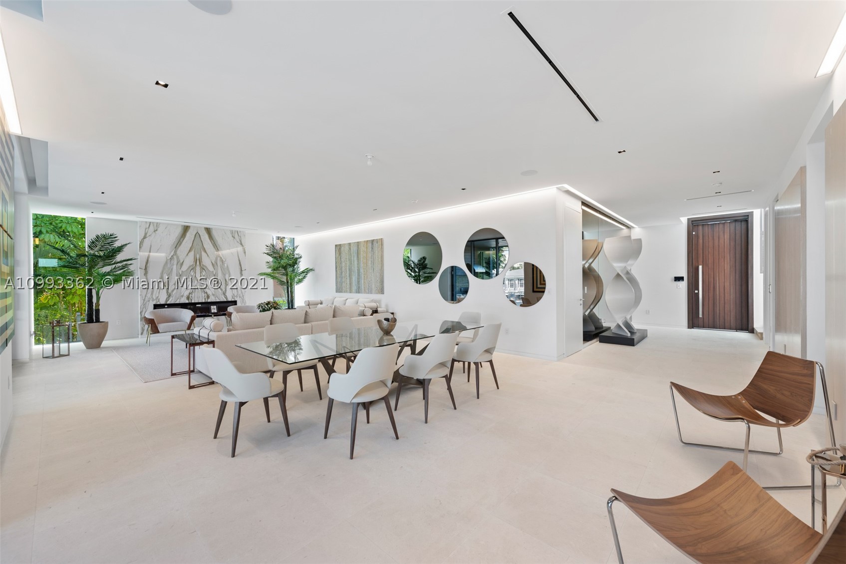 EASTERN SHORES - Residential