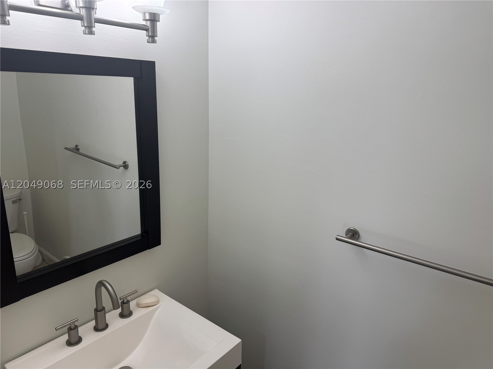 DEERWOOD TOWNHOMES - Residential Lease