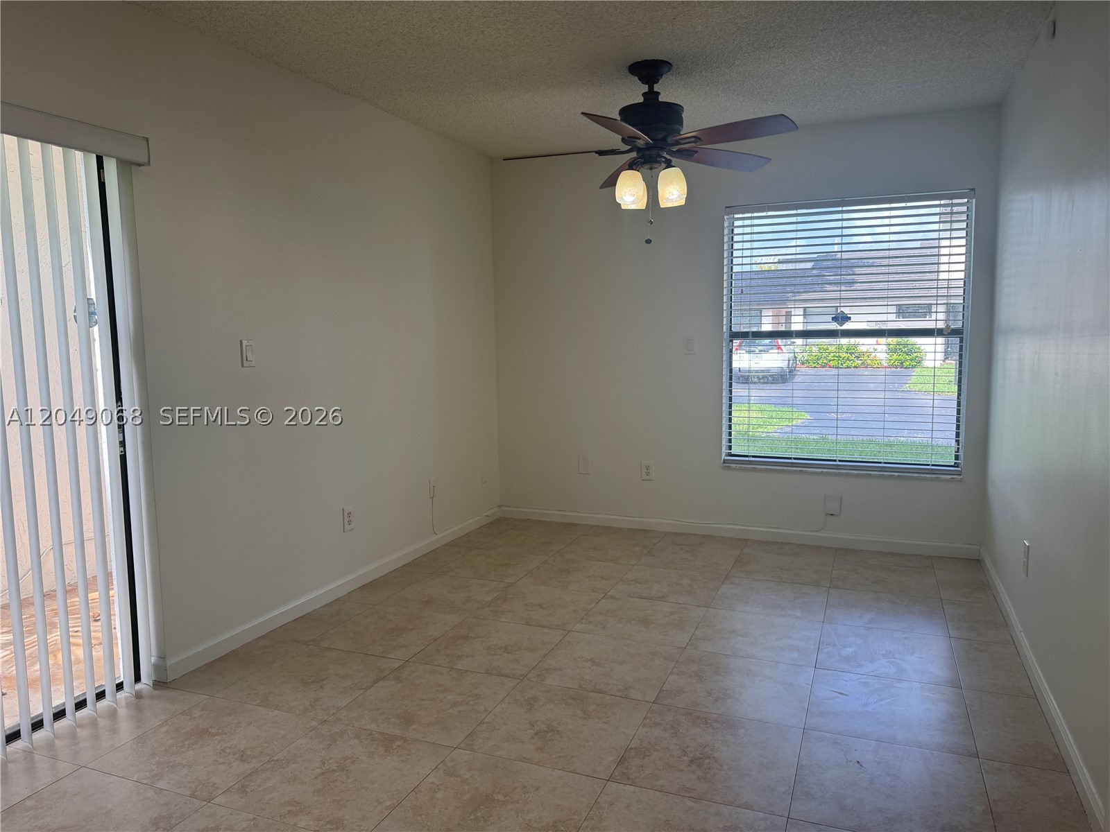 DEERWOOD TOWNHOMES - Residential Lease