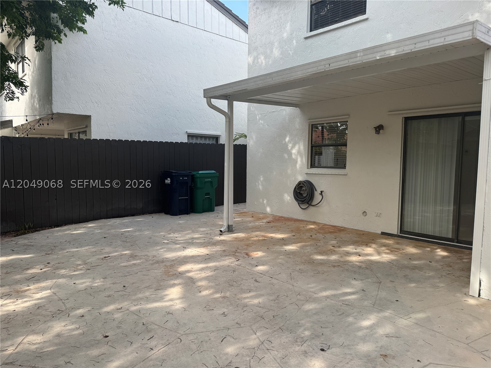 DEERWOOD TOWNHOMES - Residential Lease