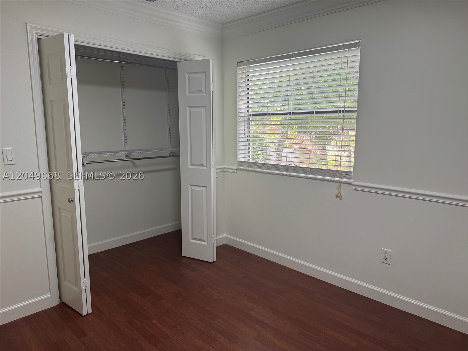 DEERWOOD TOWNHOMES - Residential Lease