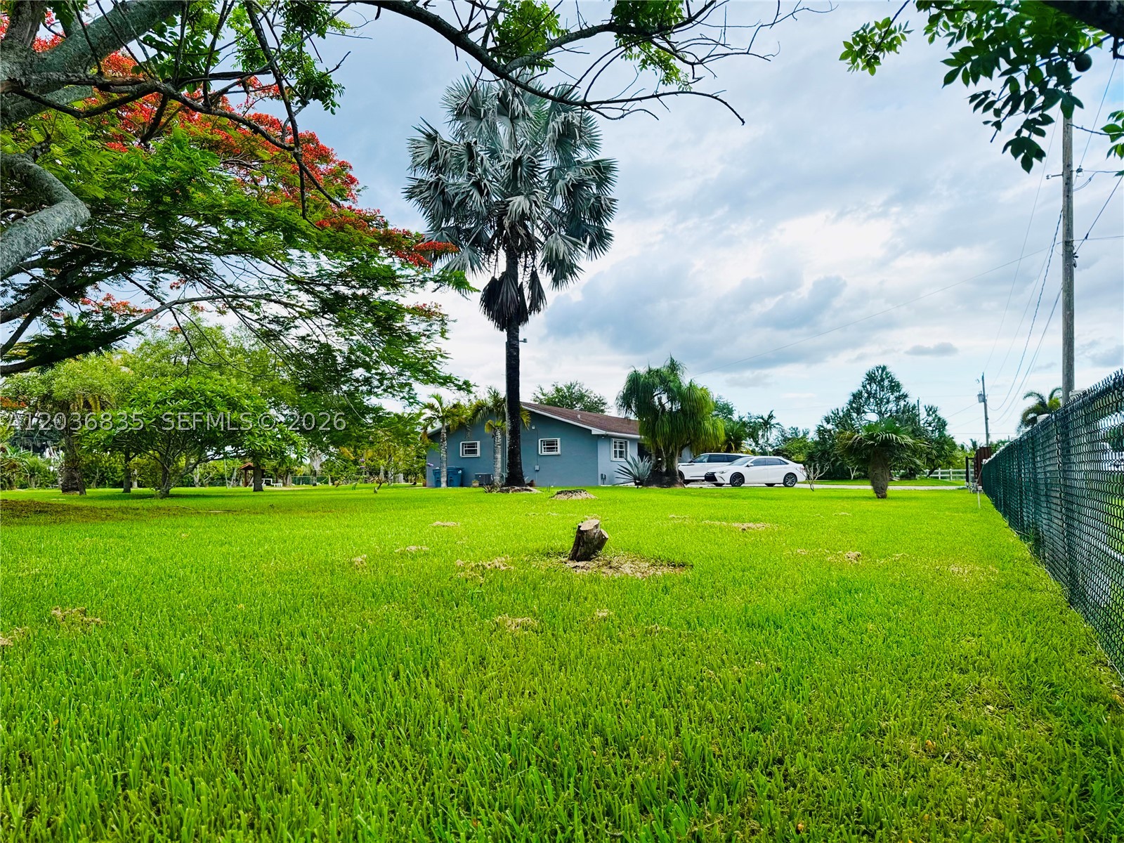 UNPLANTE LAND - Residential