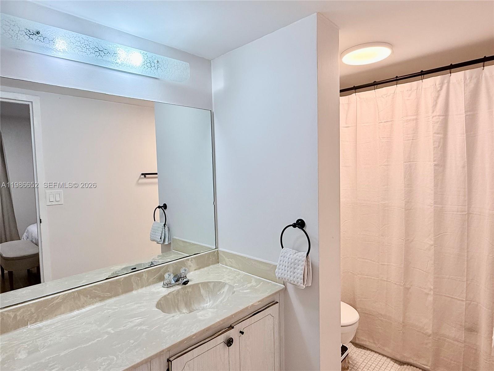 SANDS POINT CONDOMINIUM I - Residential