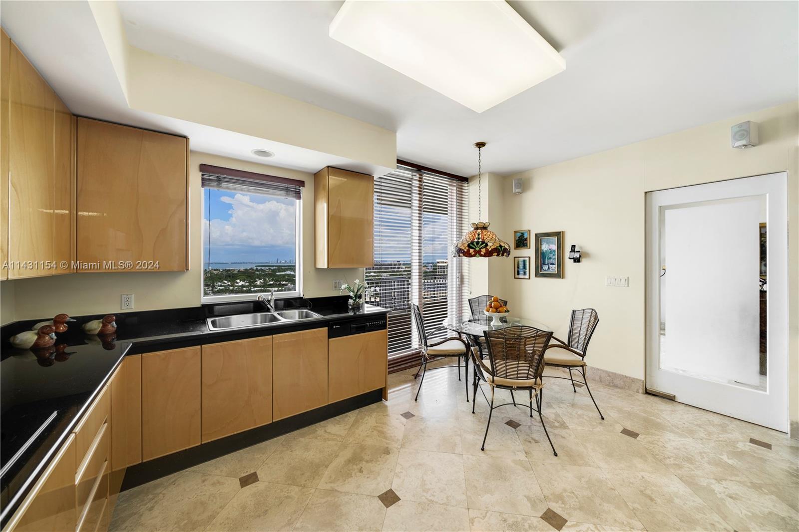 CLUB TOWER THREE CONDO - Residential