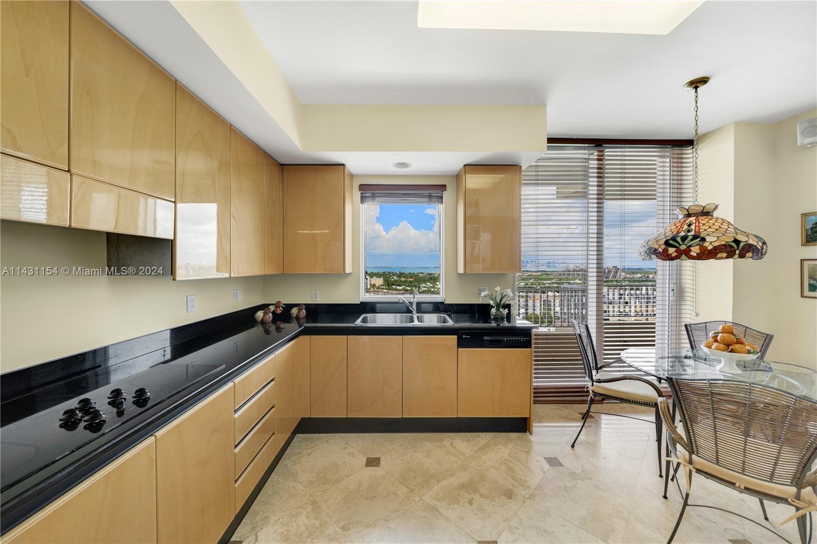 CLUB TOWER THREE CONDO - Residential