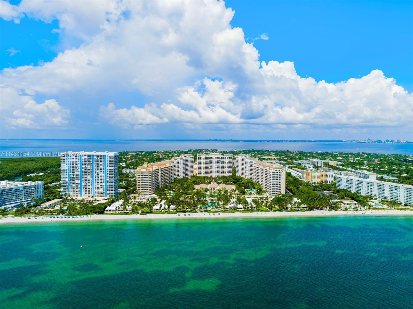 CLUB TOWER THREE CONDO - Residential