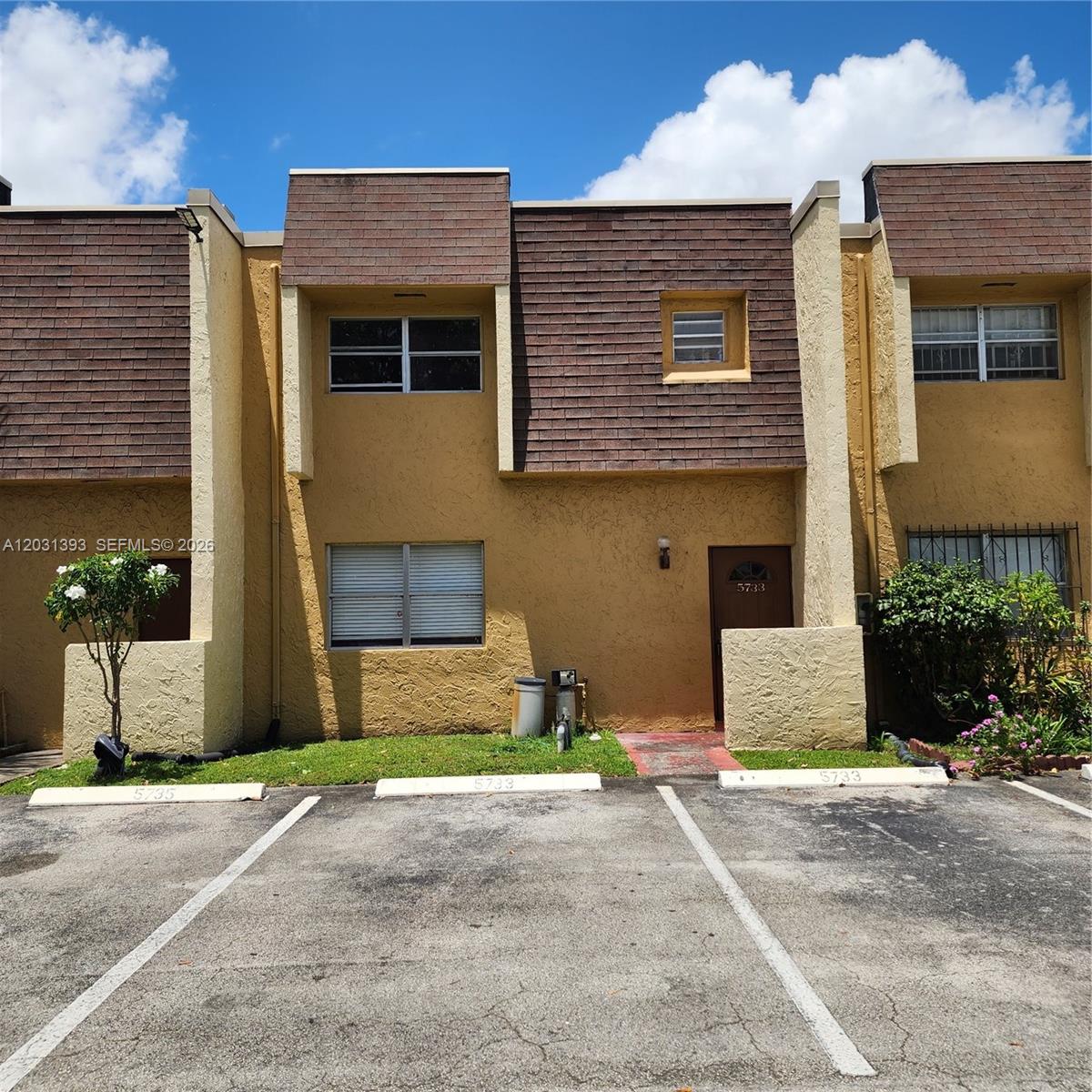BLUEBERRY HILL III CONDO - Residential