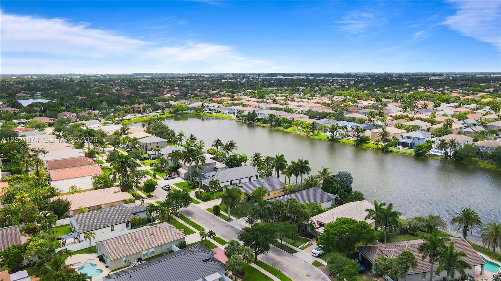 HEFTLER HOMES AT PEMBROKE - Residential