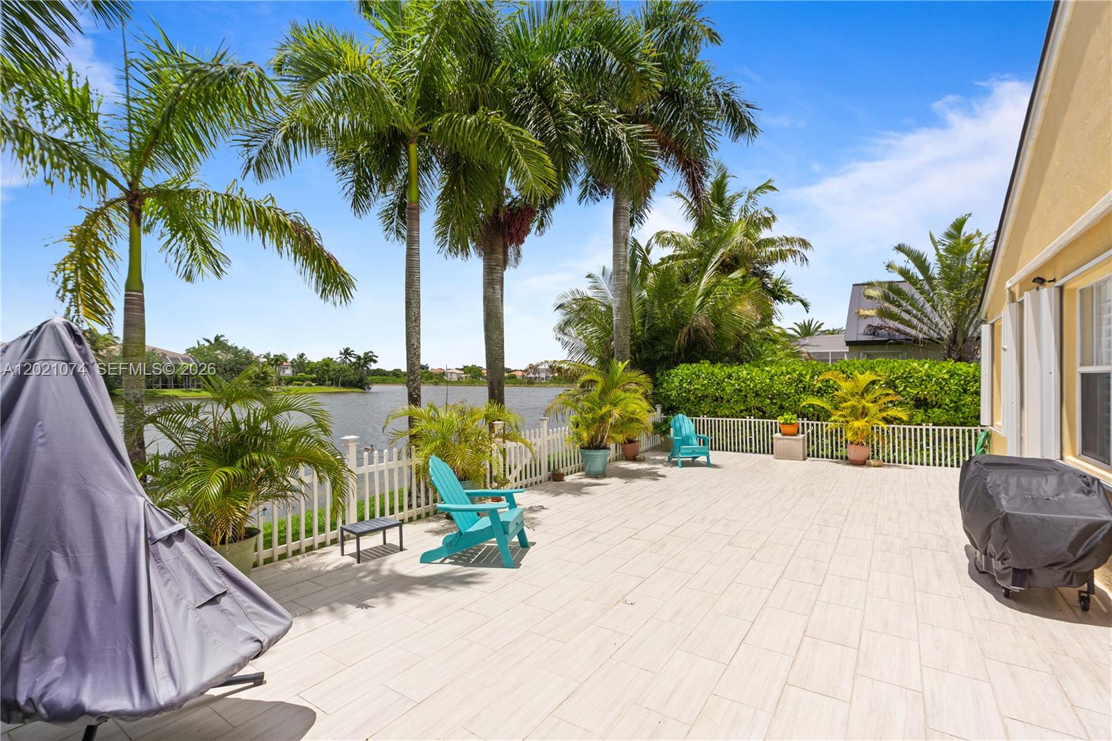 HEFTLER HOMES AT PEMBROKE - Residential