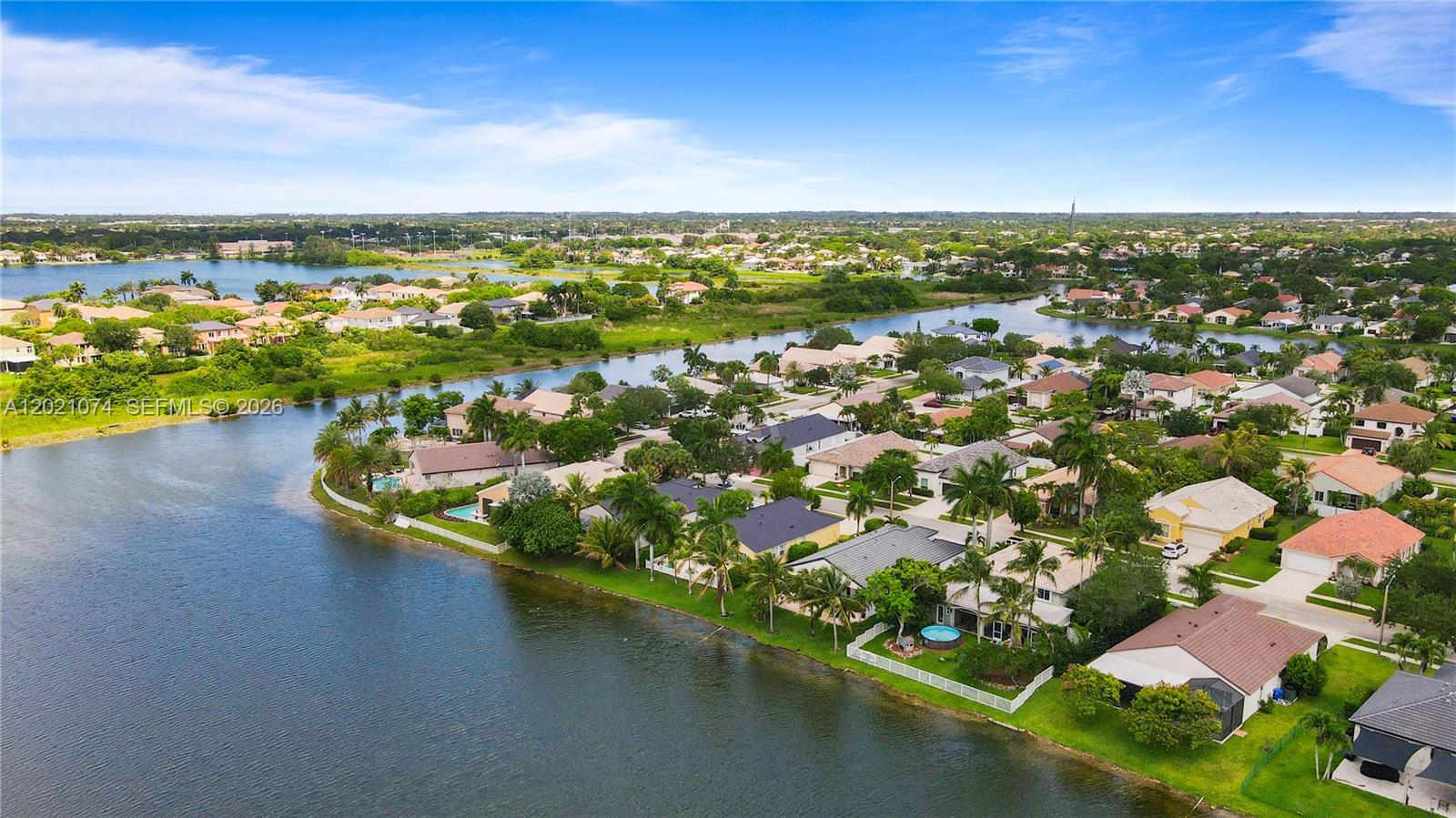 HEFTLER HOMES AT PEMBROKE - Residential