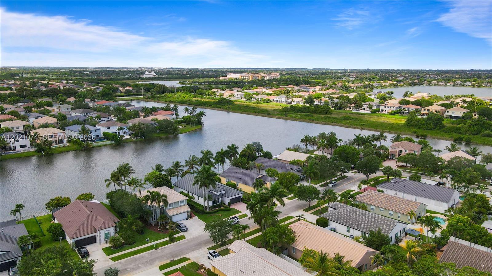 HEFTLER HOMES AT PEMBROKE - Residential