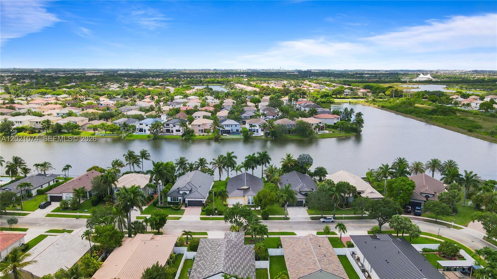 HEFTLER HOMES AT PEMBROKE - Residential
