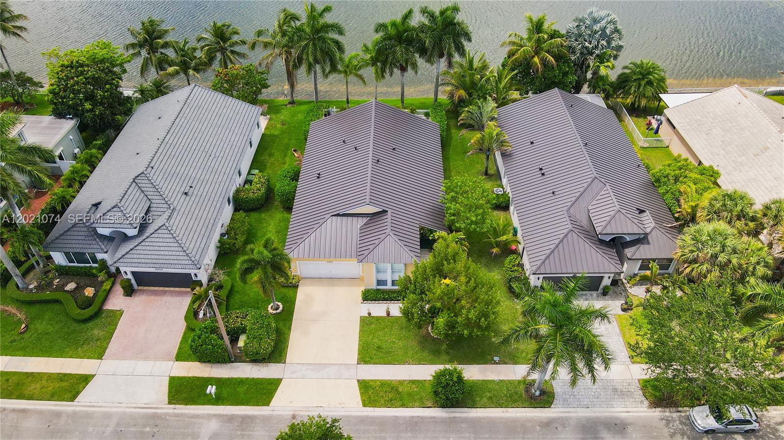 HEFTLER HOMES AT PEMBROKE - Residential