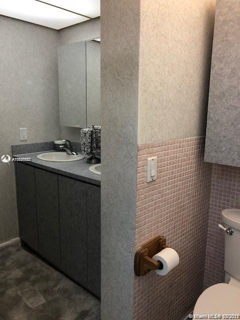 FIRST GULFSTREAM GARDEN C - Residential