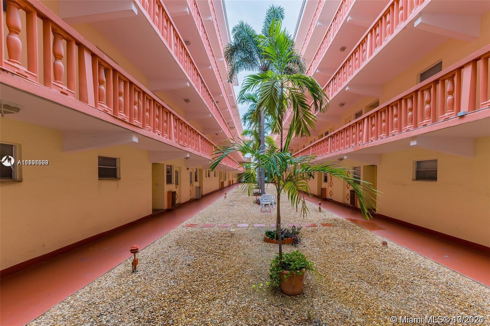 FIRST GULFSTREAM GARDEN C - Residential