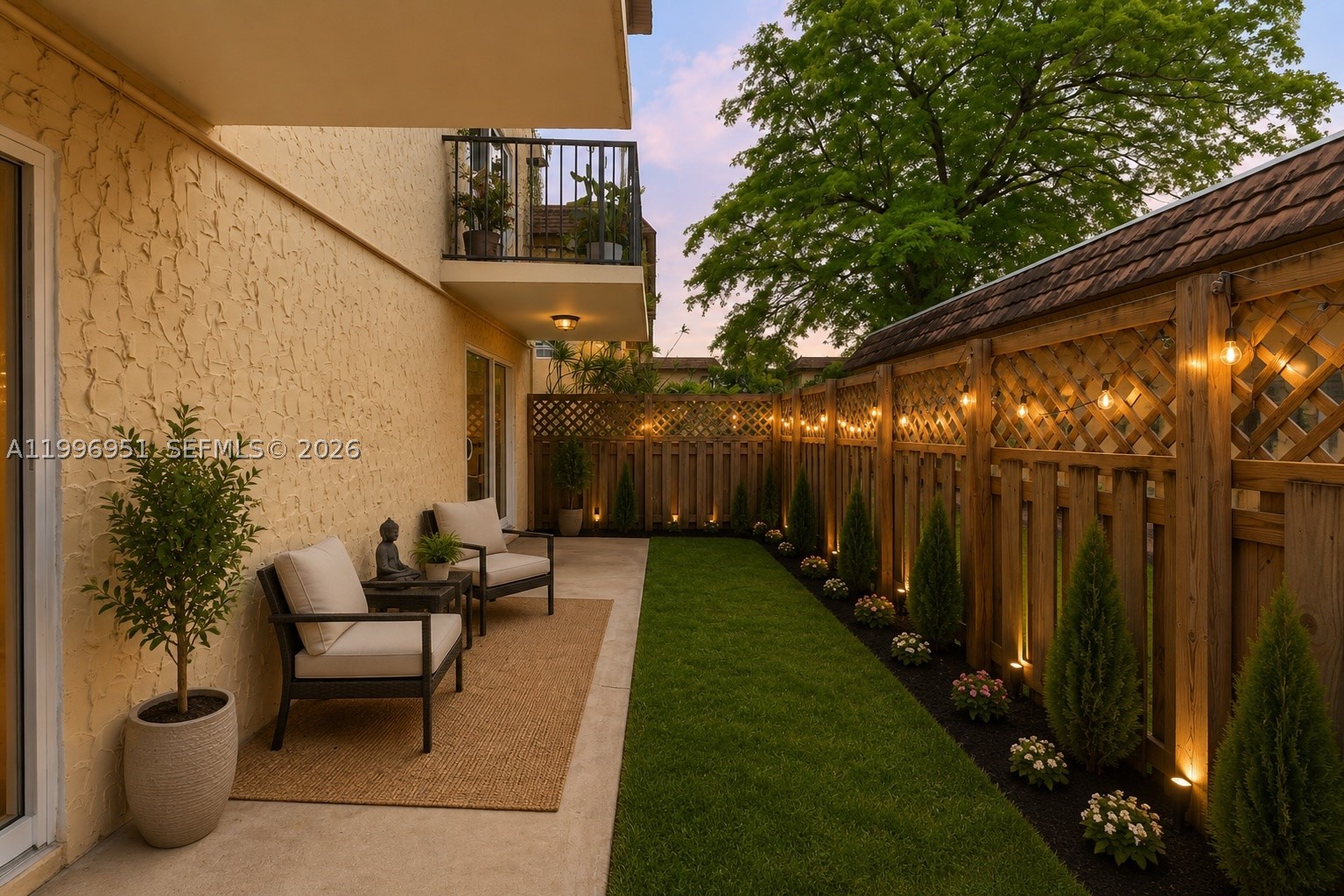 COURTYARDS AT KENDALL CON - Residential
