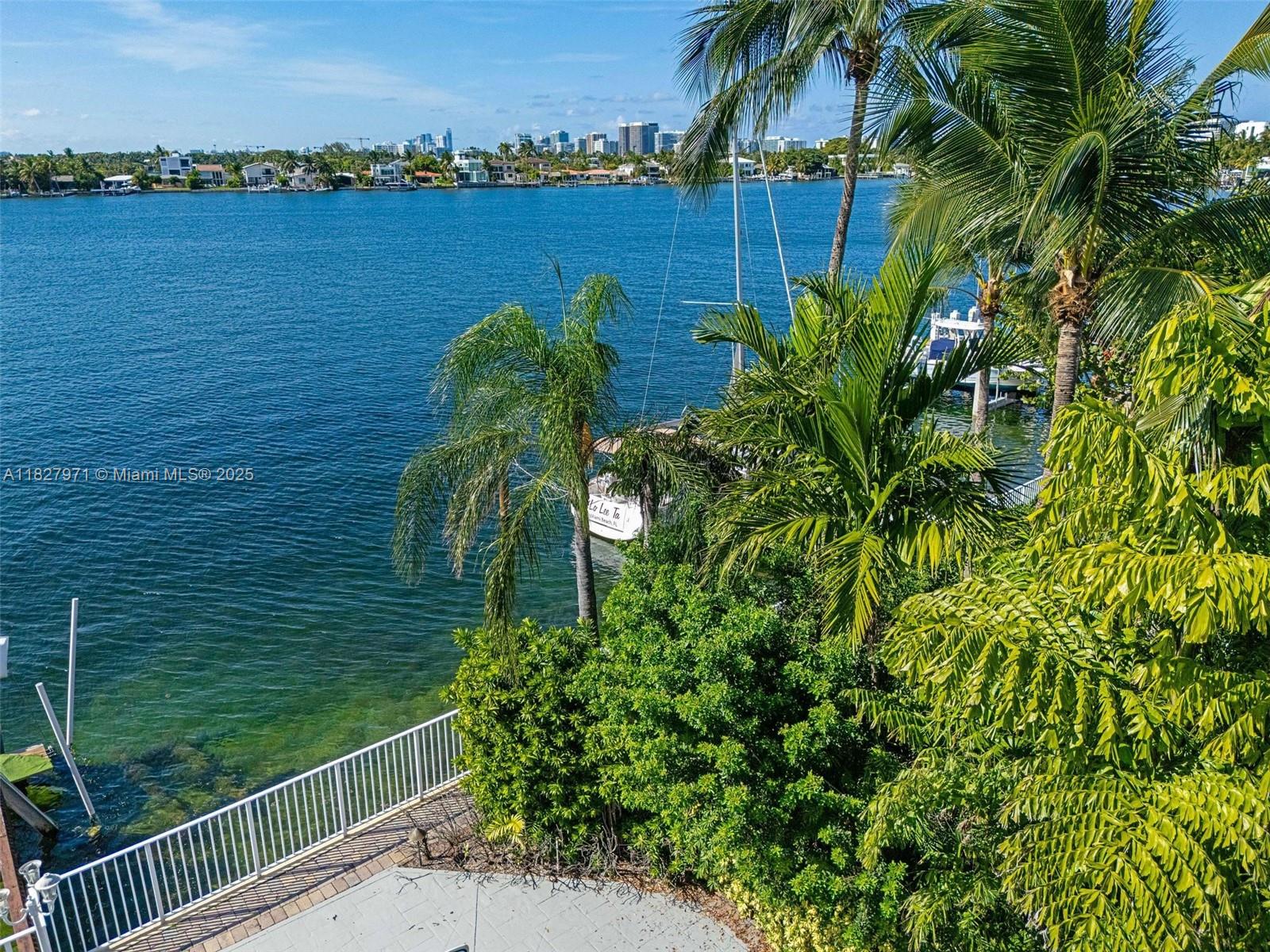 BISCAYNE POINT - Residential
