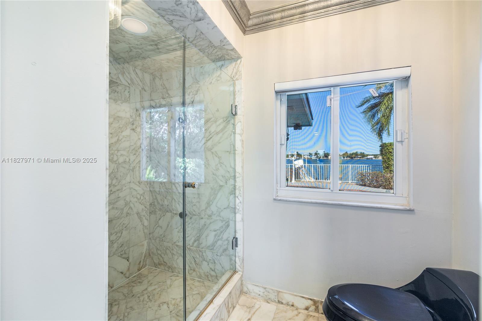 BISCAYNE POINT - Residential