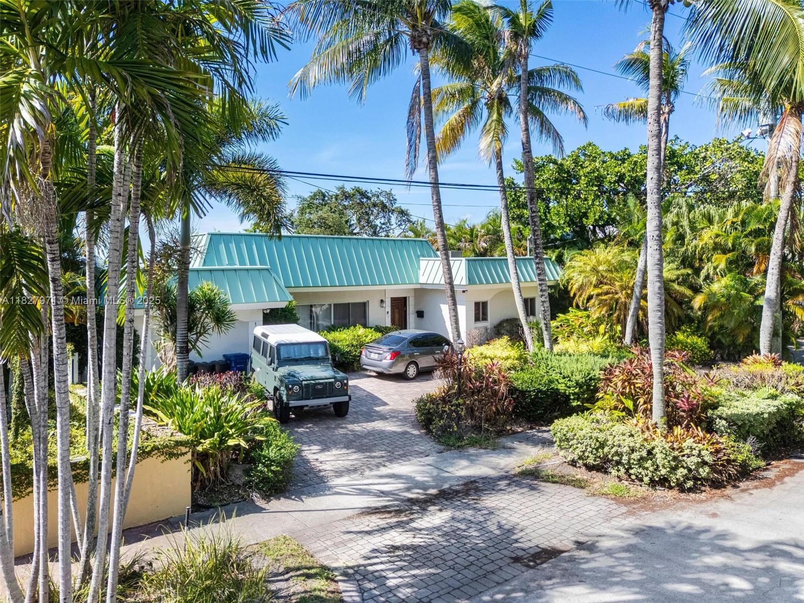 BISCAYNE POINT - Residential