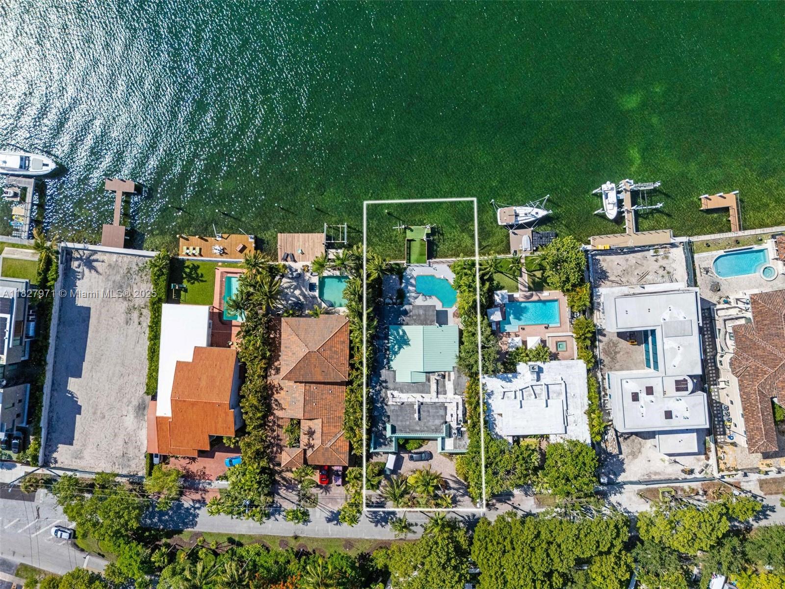 BISCAYNE POINT - Residential