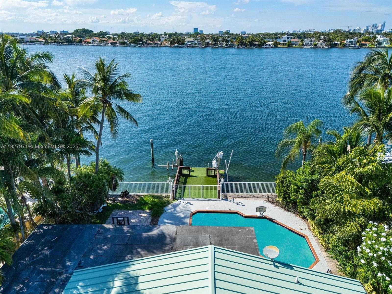 BISCAYNE POINT - Residential