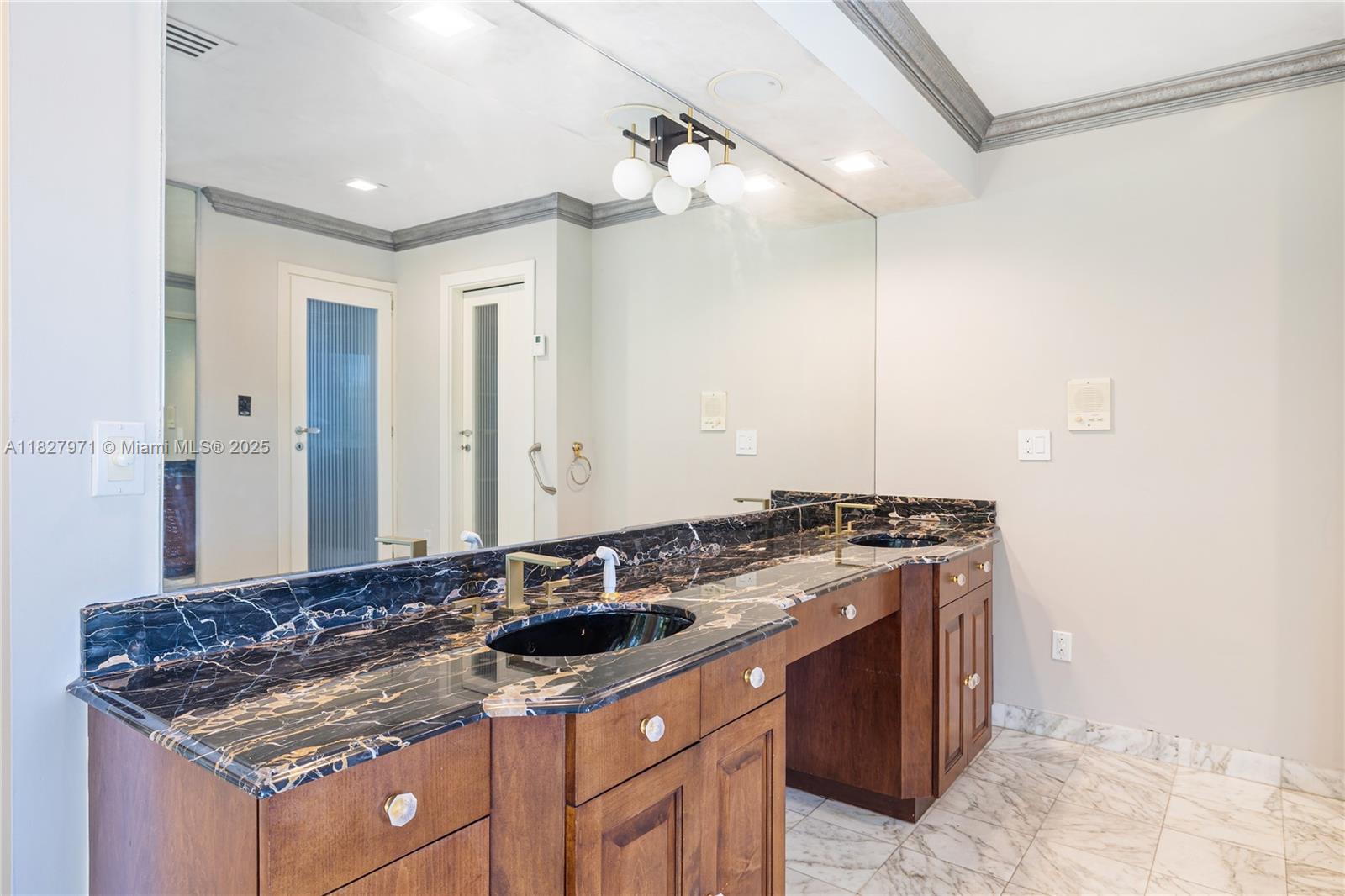 BISCAYNE POINT - Residential
