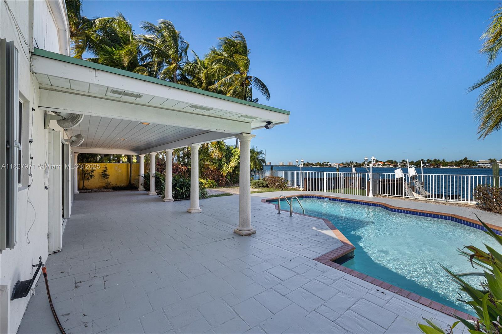 BISCAYNE POINT - Residential