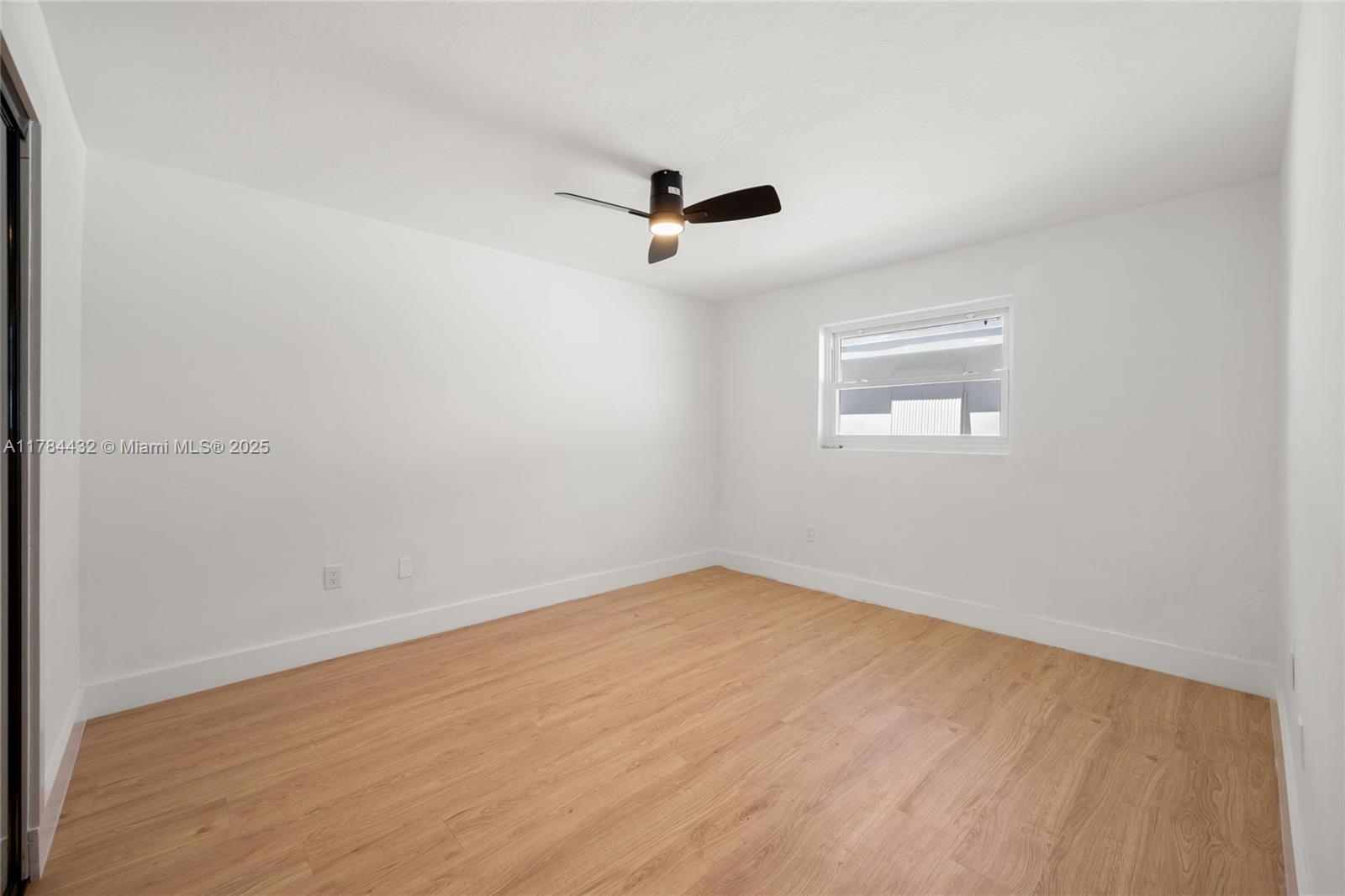 MIRAMAR ISLES SEC 5 - Residential