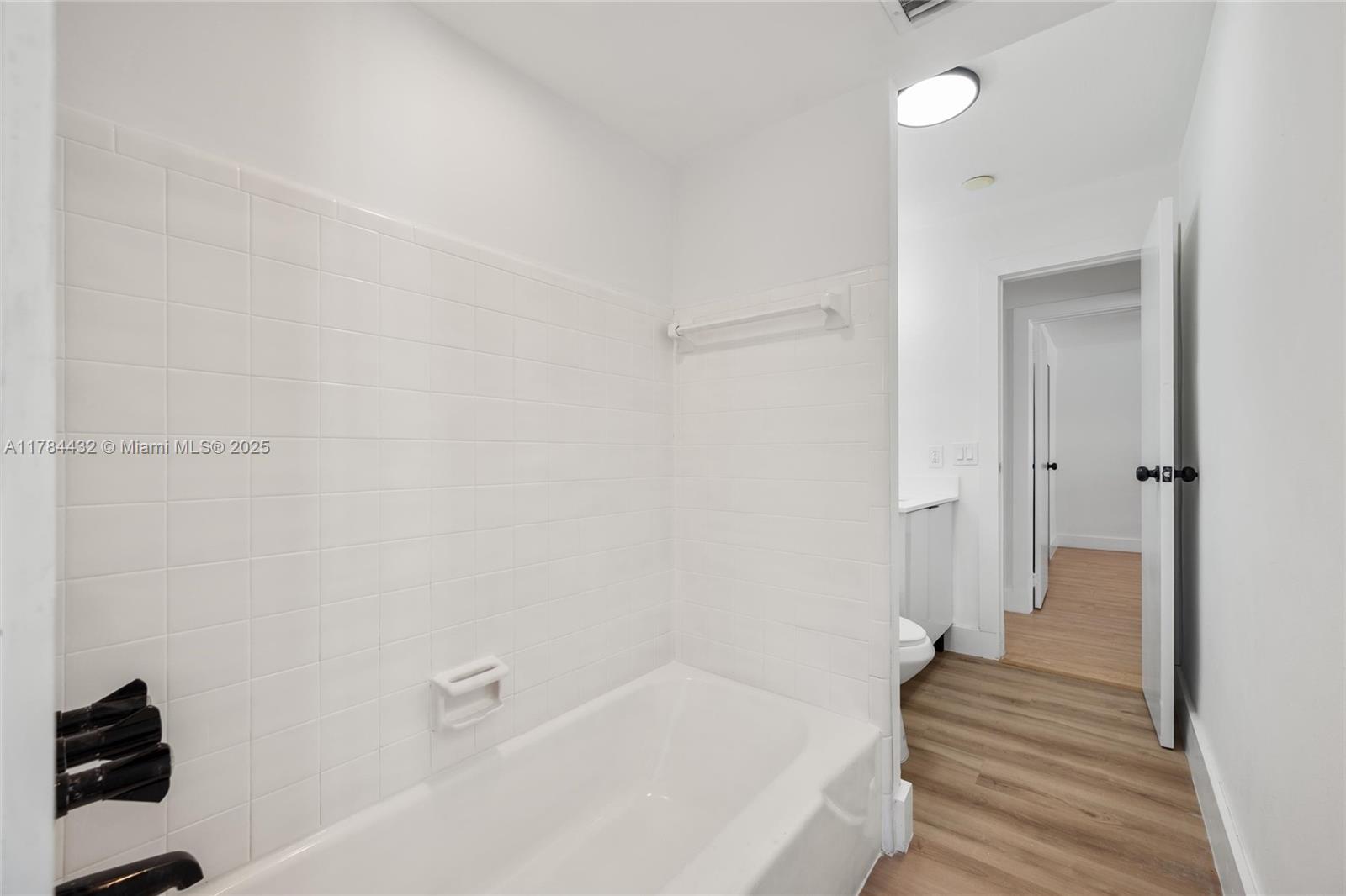 MIRAMAR ISLES SEC 5 - Residential