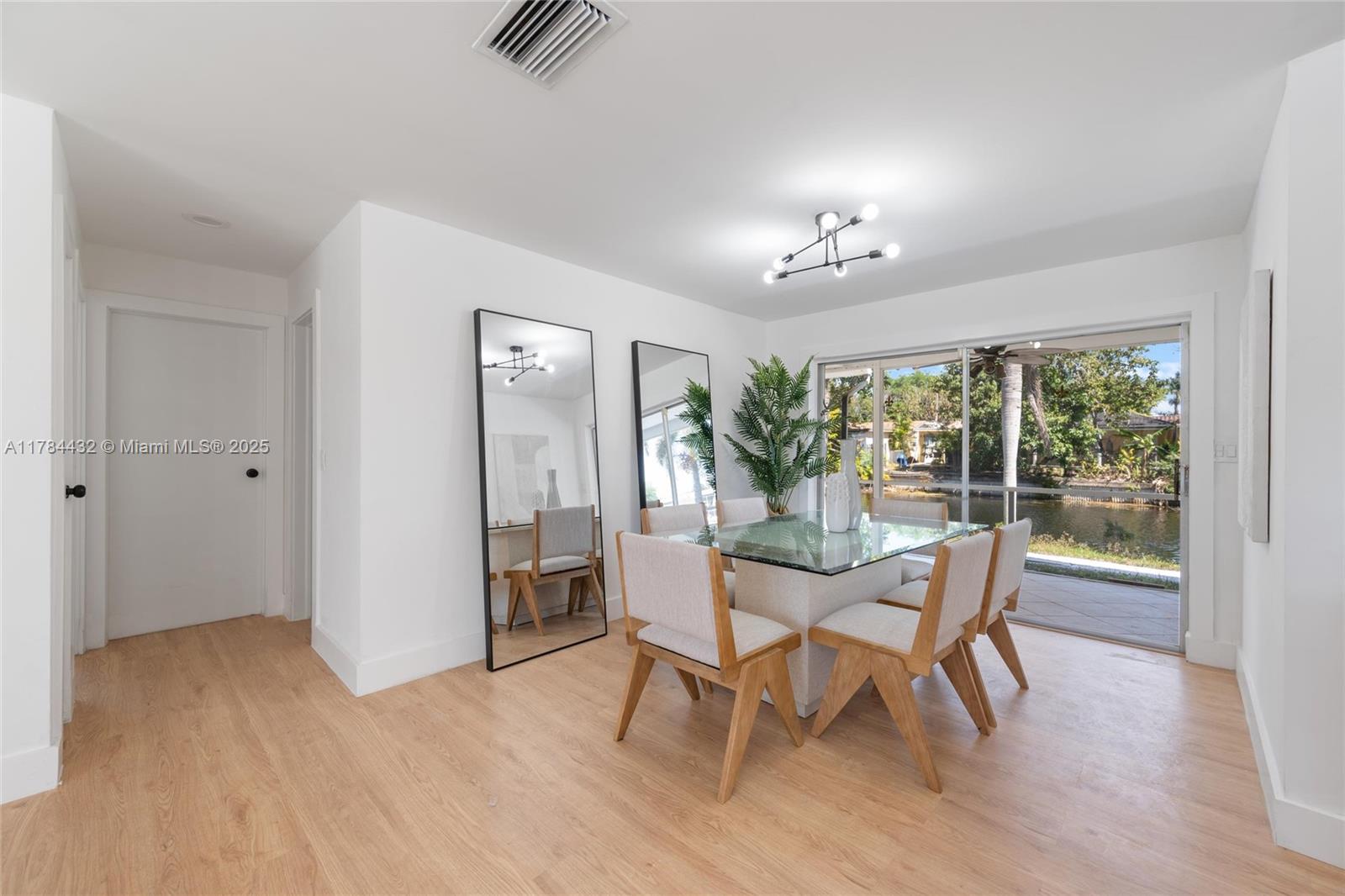 MIRAMAR ISLES SEC 5 - Residential
