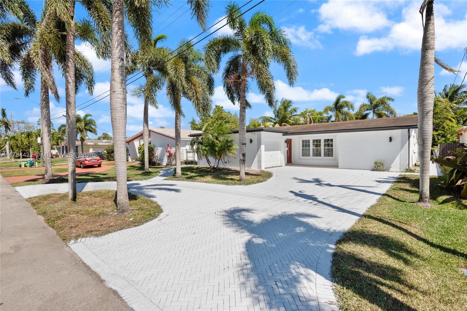 MIRAMAR ISLES SEC 5 - Residential