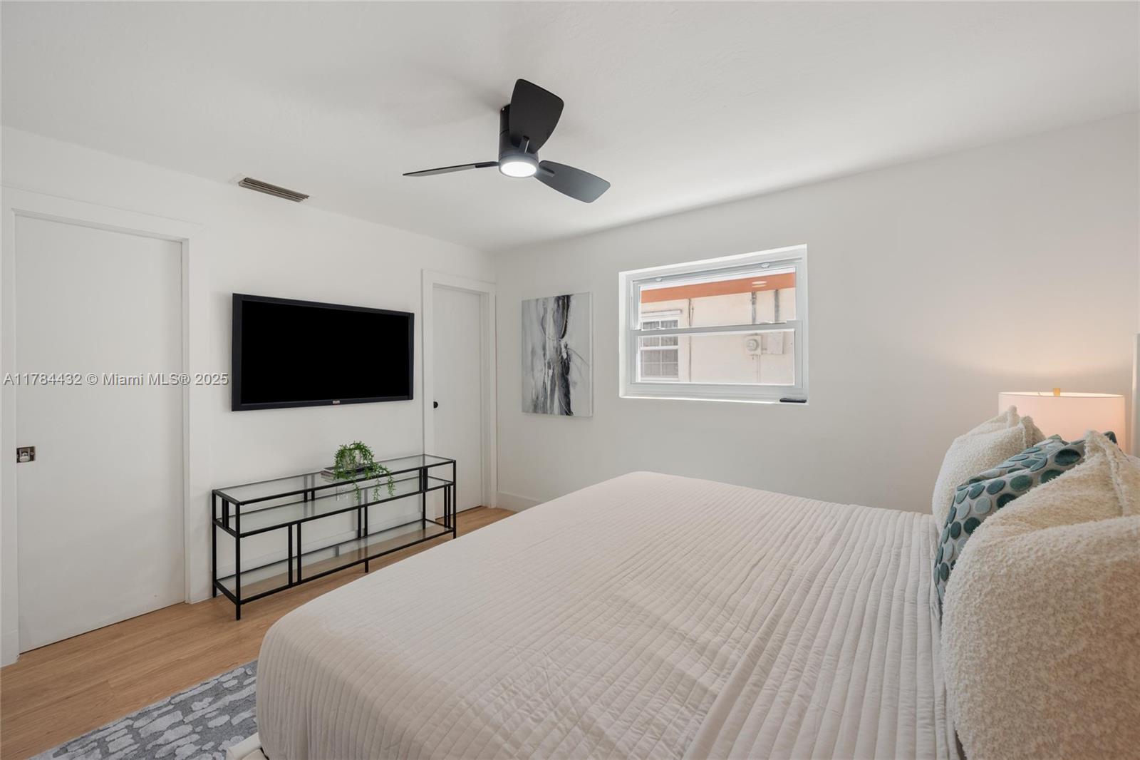MIRAMAR ISLES SEC 5 - Residential