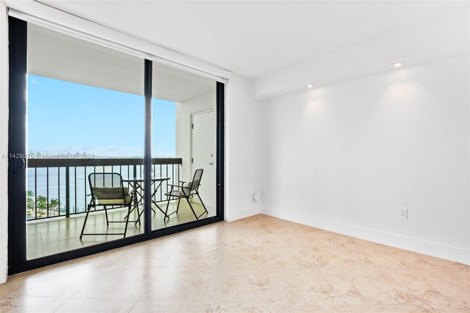 BRICKELL BAY CLUB CONDO - Residential Lease
