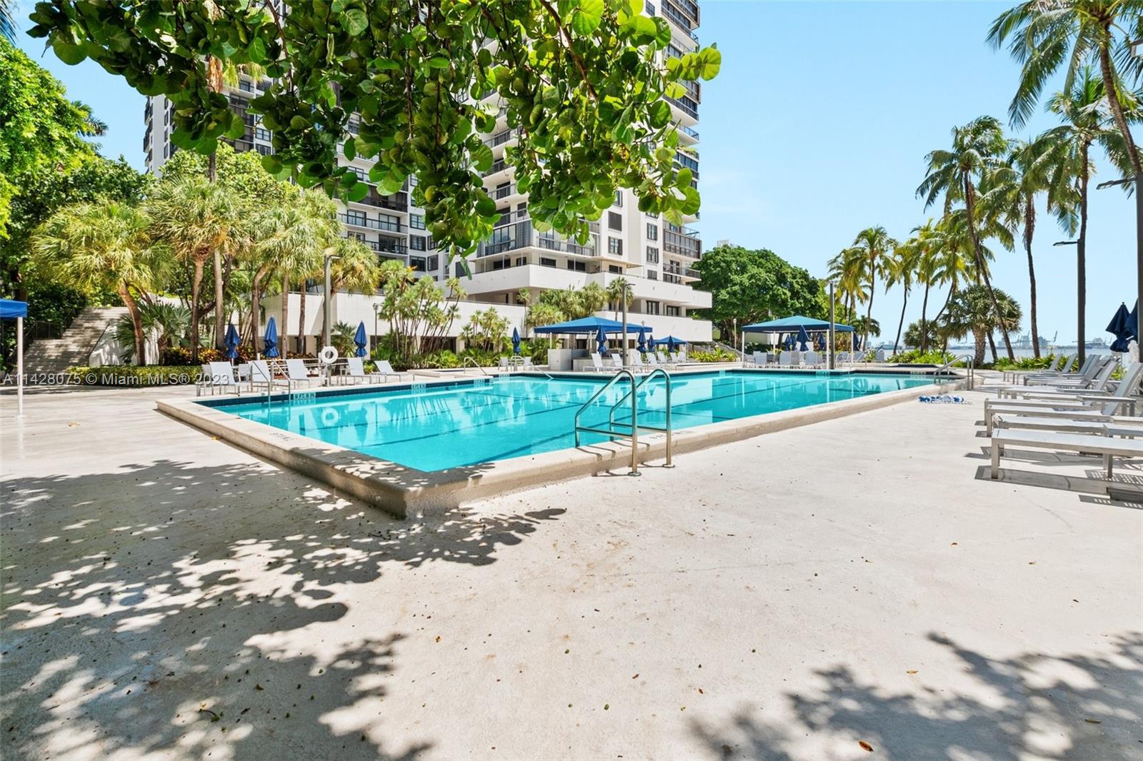 BRICKELL BAY CLUB CONDO - Residential Lease